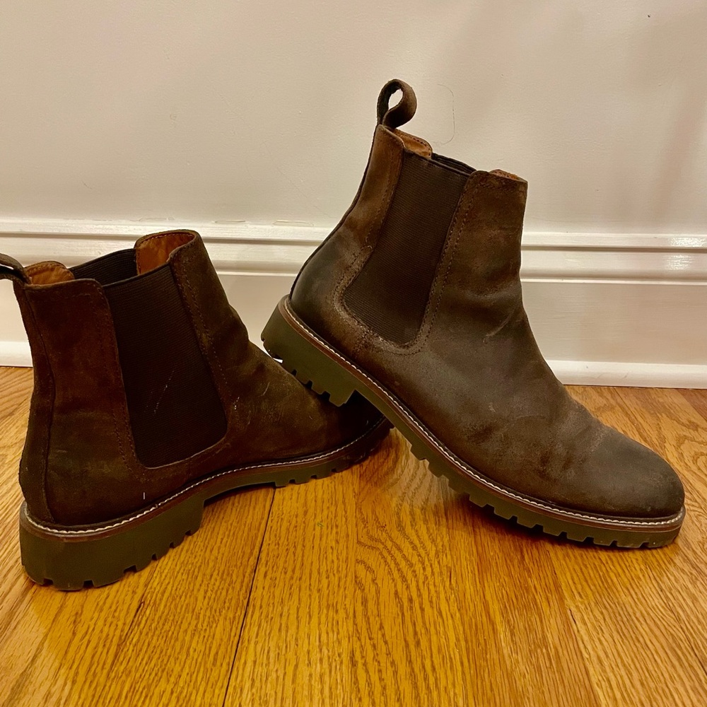 Banana Republic Waxed leather Slip on Chelsea Boots Size 9.5 M